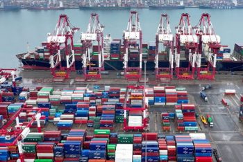 বৈশ্বিক রপ্তানি কেন্দ্র হওয়ার বিশাল সম্ভাবনা রয়েছে বাংলাদেশের