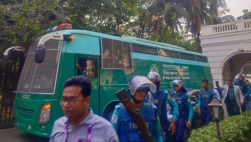 মানবতাবিরোধী অপরাধ : ট্রাইব্যুনালে ১৩ সেনা কর্মকর্তা