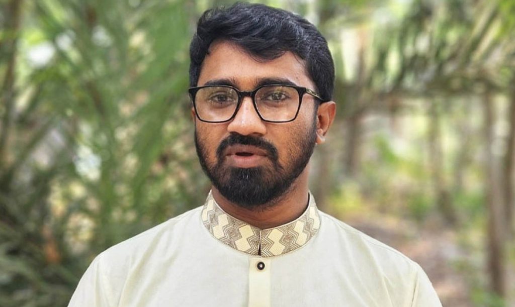 আল্লাহকে নিয়ে কটূক্তি করা বাউল আবুল সরকারের কঠোর শাস্তি চান রাশেদ