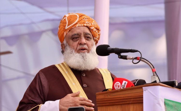 ‘পাকিস্তান সরকার গত বিশ বছর ধরে সন্ত্রাসবিরোধী লড়াইয়ের নামে মানুষকে ঘরবাড়ি ছাড়া করেছে’