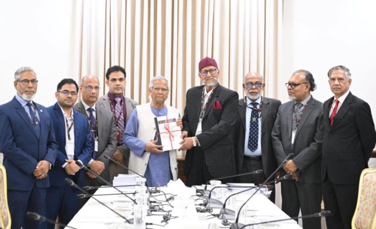 বিডিআর হত্যাকাণ্ডে দলগতভাবে জড়িত আওয়ামী লীগ, মূল সমন্বয়কারী তাপস: কমিশন