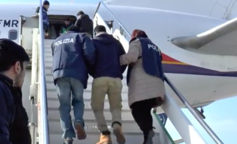 চলতি বছরে ১২০ বাংলাদেশিকে ফেরত পাঠিয়েছে ইতালি