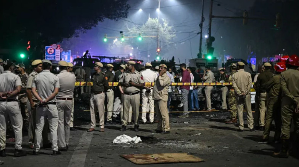 নয়াদিল্লিতে ভয়াবহ বিস্ফোরণ; নিহত ৮, আহত অনেকে