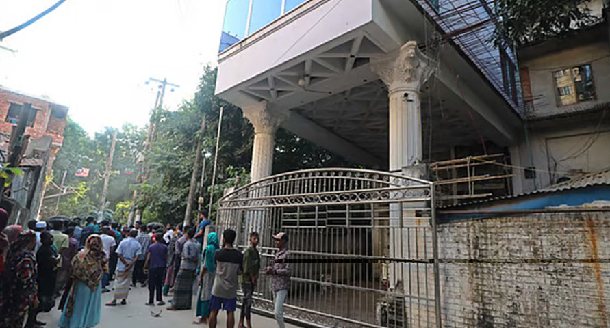 সাবেক শিক্ষামন্ত্রী নওফেলের বাসভবনে পুলিশের অভিযান, আটক ৭