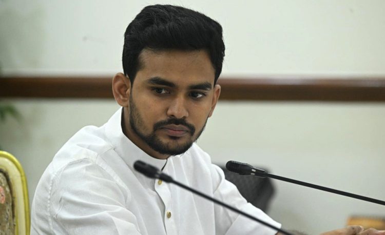 নির্বাচনে অংশ নেওয়ার বিষয়ে যা বললেন উপদেষ্টা আসিফ মাহমুদ