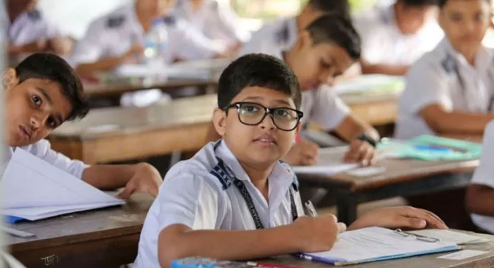 স্কুলে ভর্তির বিজ্ঞপ্তি প্রকাশ, শিক্ষার্থী বাছাই হবে যেভাবে