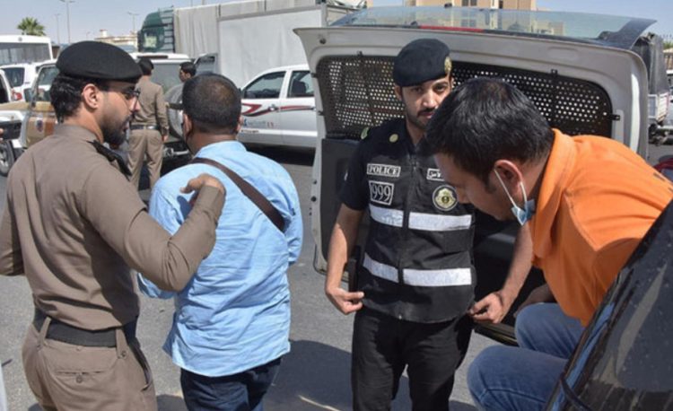 সৌদিতে এক সপ্তাহে ২২ হাজারের বেশি প্রবাসী গ্রেপ্তার