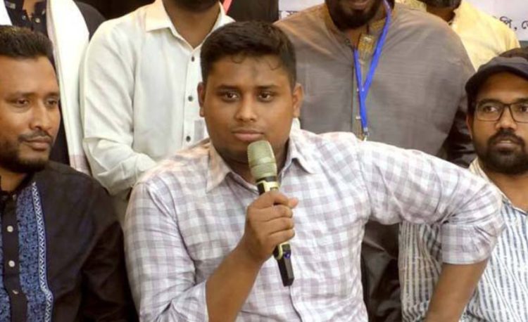 ফেব্রুয়ারিতে অবশ্যই নির্বাচন হতে হবে: হাসনাত আবদুল্লাহ