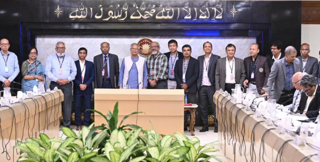 প্রয়োজনীয় সব পদক্ষেপ গ্রহণের নির্দেশ প্রধান উপদেষ্টার