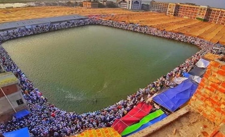 আধ্যাত্মিকতার আলো ছড়াতে আজ চরমোনাইতে শুরু হচ্ছে তিন দিনব্যাপী মাহফিল