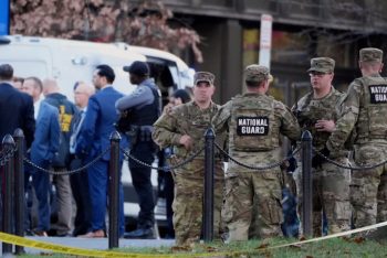 হোয়াইট হাউসের কাছে ন্যাশনাল গার্ডের দুই সদস্যকে গুলি