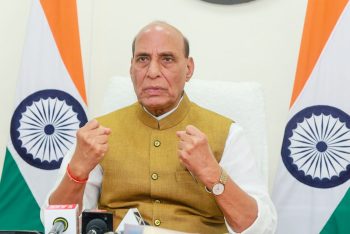 ড. ইউনূসকে ভাবনাচিন্তা করে কথা বলতে বললেন ভারতের প্রতিরক্ষামন্ত্রী