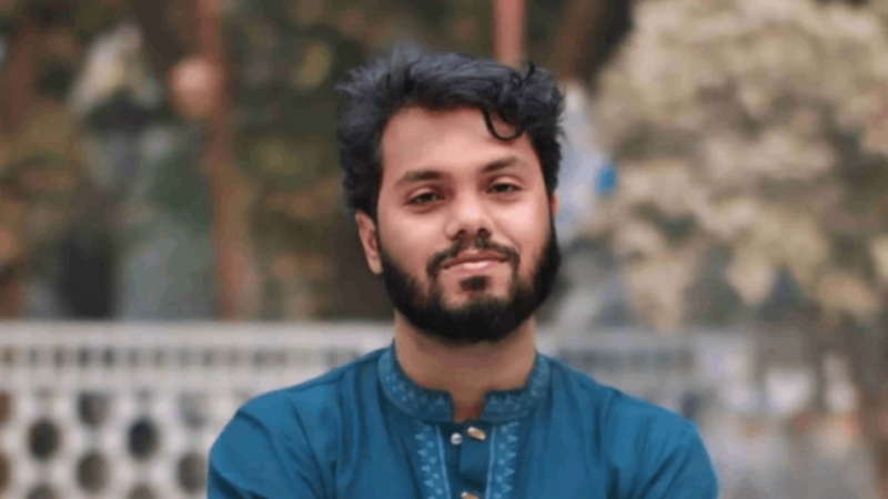 সারাদেশকে কাঁদিয়ে না ফেরার দেশে চলে গেলেন ওসমান হাদি