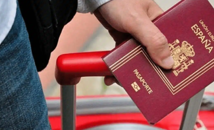 নাগরিকত্বের জন্য এক মিলিয়নেরও বেশি আবেদন; কনসুলেট সামলাতে হিমশিম খাচ্ছে স্পেন