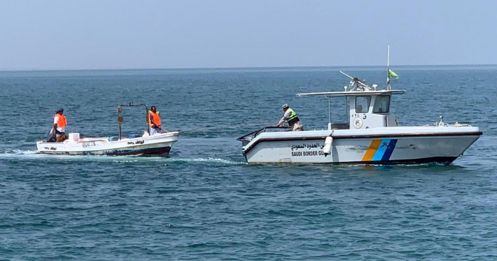 লোহিত সাগরে নৌকাডুবি, দুই বাংলাদেশিকে উদ্ধার করলো সৌদি বর্ডার গার্ড