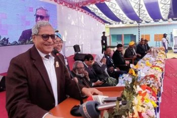 দুর্নীতিগ্রস্ত লোক সংসদে পাঠিয়ে ভালো সরকার কেন আশা করেন : দুদক কমিশনার