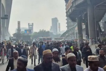 কারওয়ানবাজার থেকেই বন্ধ যানচলাচল; হেঁটেই খালেদা জিয়ার জানাজায় যাচ্ছেন মানুষ