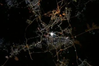 মহাকাশ থেকে তোলা ছবিতেও উজ্জ্বল পবিত্র কাবা শরীফ