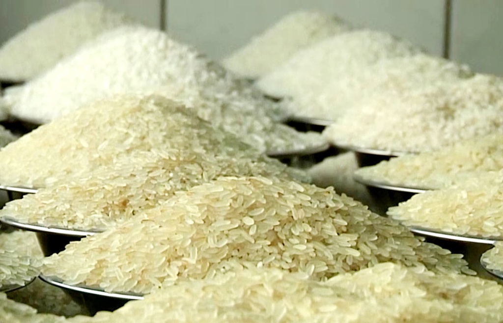 ভারত থেকে ৫০ হাজার মেট্রিক টন চাল আমদানি করবে সরকার: অর্থ উপদেষ্টা