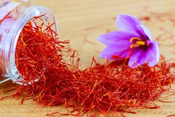 আন্তর্জাতিক বাজারে বেড়েছে আফগান জাফরানের চাহিদা