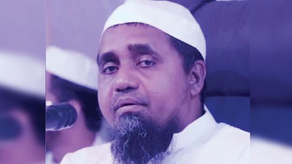 খালেদা জিয়ার জানাজা পড়াবেন জাতীয় মসজিদের খতিব