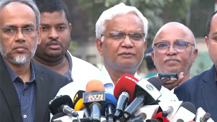 স্বাস্থ্যের উন্নতি হলে খালেদা জিয়াকে বিদেশে নেওয়া হবে: ড. জাহিদ