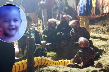 ৩২ ঘণ্টা পর গর্তে পড়ে যাওয়া শিশু সাজিদকে জীবিত উদ্ধার