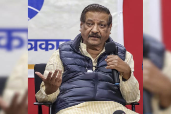 অপারেশন সিঁদুরের প্রথম দিনেই পাকিস্তানের কাছে পরাজয়ের কথা স্বীকার করলেন ভারতের কংগ্রেস নেতা