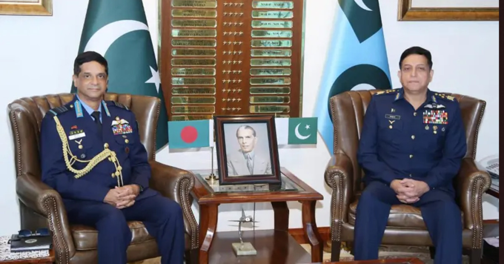 পাকিস্তানের জেএফ–১৭ যুদ্ধবিমান ক্রয় করবে বাংলাদেশ!