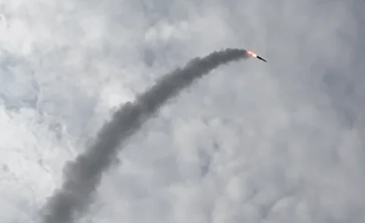 আরব সাগরে মানবহীন নৌযানের পরীক্ষায় সফল পাকিস্তান