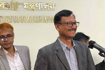 পাকিস্তানের সঙ্গে সম্পর্ক উন্নত করার চেষ্টা চলছে: পররাষ্ট্র উপদেষ্টা