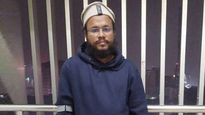 গুলিবিদ্ধ জুলাইযোদ্ধাকে ছুরিকাঘাত