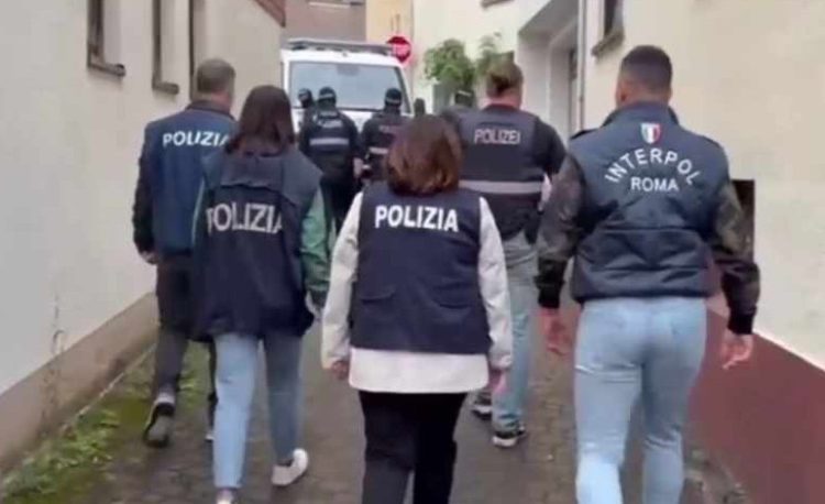 ইতালির ব্রেসিয়ায় ৩৫৫ প্রবাসীর রেসিডেন্স পারমিট বাতিল