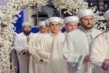 তুরস্কে ১২২ কুরআনের হাফেজকে সংবর্ধনা