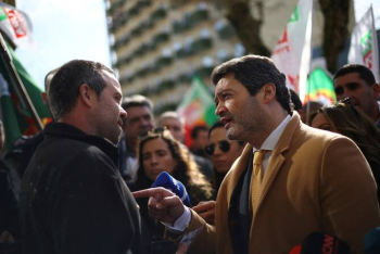 উৎসবমুখর পরিবেশে শেষ হলো পর্তুগালের প্রেসিডেন্ট নির্বাচন