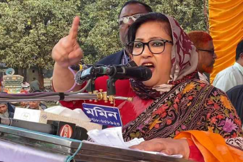 জামায়াতের কেউ ভোট চাইতে বাসায় গেলে ৯৯৯ এ কল দিয়ে ধরিয়ে দিন: পাপিয়া