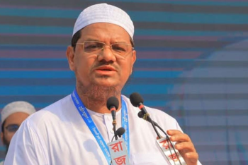 ইনসাফ প্রতিষ্ঠার নামে দেশে ধোঁকাবাজি চলছে: চরমোনাই পীর