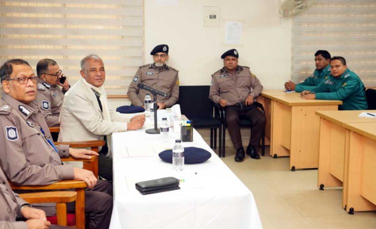 নির্বাচনে পুলিশের নিরপেক্ষতার বিষয়ে আশ্বাস দিলেন স্বরাষ্ট্র উপদেষ্টা
