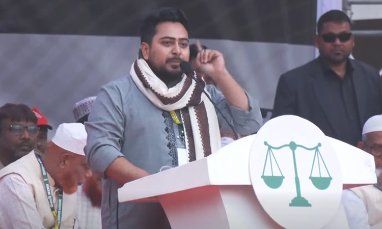 ২ হাজার টাকার কার্ড নিতে ১ হাজার টাকা ঘুষ দেয়া লাগবে না তো, প্রশ্ন নাহিদের