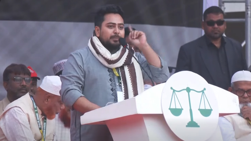 ২ হাজার টাকার কার্ড নিতে ১ হাজার টাকা ঘুষ দেয়া লাগবে না তো, প্রশ্ন নাহিদের