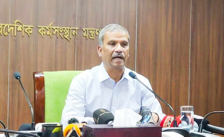 জুলাই যোদ্ধাদের দায়মুক্তির খসড়া তৈরি হয়েছে : আসিফ নজরুল