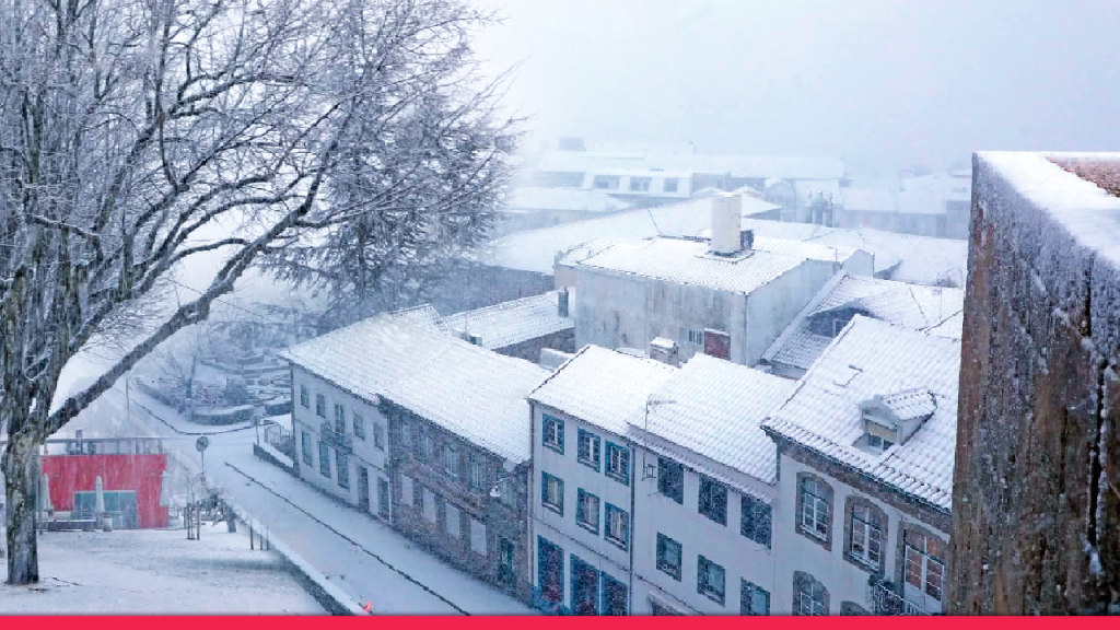 পর্তুগালে ইতিহাসের নজিরবিহীন তুষারপাত; সতর্কতা জারি