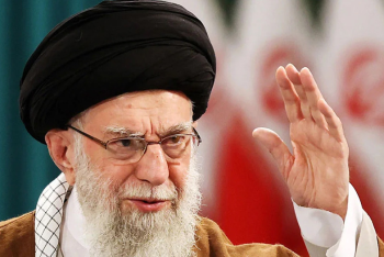 যুক্তরাষ্ট্র হামলা চালালে ভয়াবহ সংঘাত হবে: খামেনি