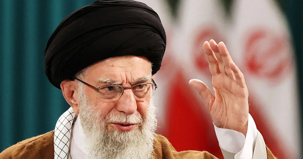 যুক্তরাষ্ট্র হামলা চালালে ভয়াবহ সংঘাত হবে: খামেনি