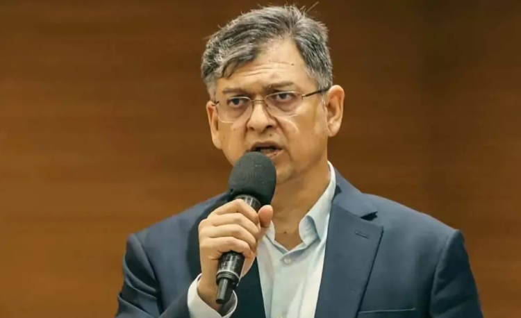 ছায়া মন্ত্রিসভা গঠনের সিদ্ধান্তকে আমরা স্বাগত জানাই: সালাহউদ্দিন