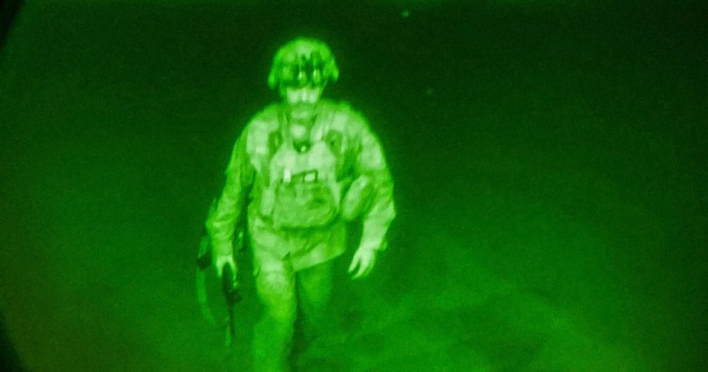 রাতভর তাণ্ডব চালিয়ে ৭২ তালেবান যোদ্ধাকে হত্যার দাবি পাকিস্তানের