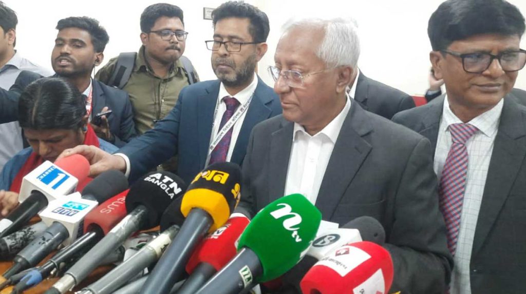 ১২টা পর্যন্ত ভোট পড়েছে প্রায় ৩৩ শতাংশ : ইসি