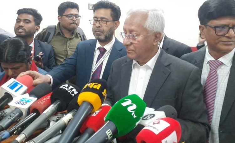 ১২টা পর্যন্ত ভোট পড়েছে প্রায় ৩৩ শতাংশ : ইসি