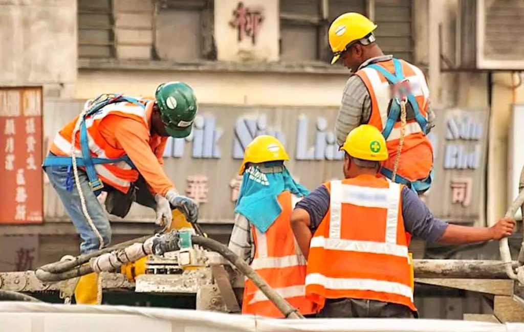 ধাপে ধাপে পাঁচ লাখ শ্রমিক নেবে ইউরোপের দেশ ইতালি