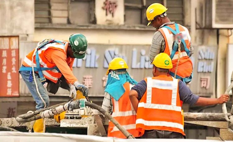 ধাপে ধাপে পাঁচ লাখ শ্রমিক নেবে ইউরোপের দেশ ইতালি